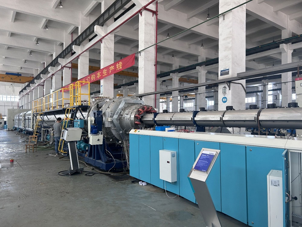 Felicitaties aan Fangli PE1200U polyethyleen pijpextrusie complete set apparatuur voor het succesvol voltooien van de acceptatie